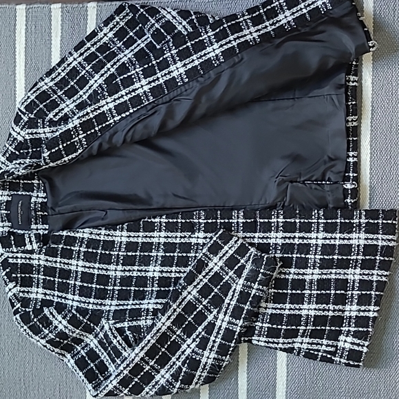 Banana Republic Textured Plaid Blazer | Fully Lined | NWOT | Size 8 - Picture 4 of 6